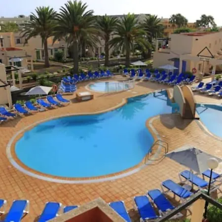 Pool & Gardens - Alisios Playa Apartment
